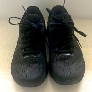 ASICS gel-nimbus 24  running shoes woman’s 8.5